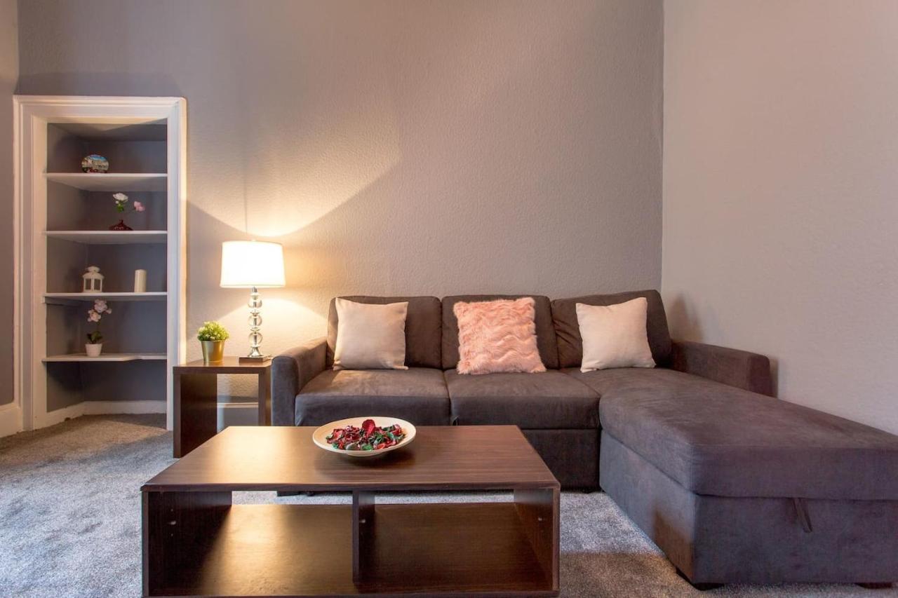 Stunning 2-Bed Apartment In Central EDI Exterior foto
